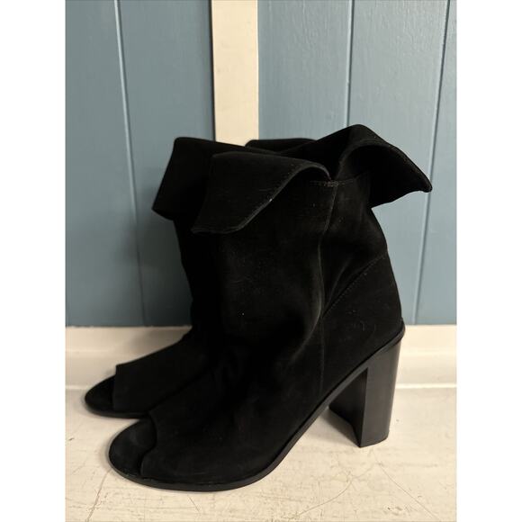 42 GOLD Women's Ramada Black Suede Peep Toe Boot US Size 8 38.5 Booties Chunky‎ - Picture 1 of 7